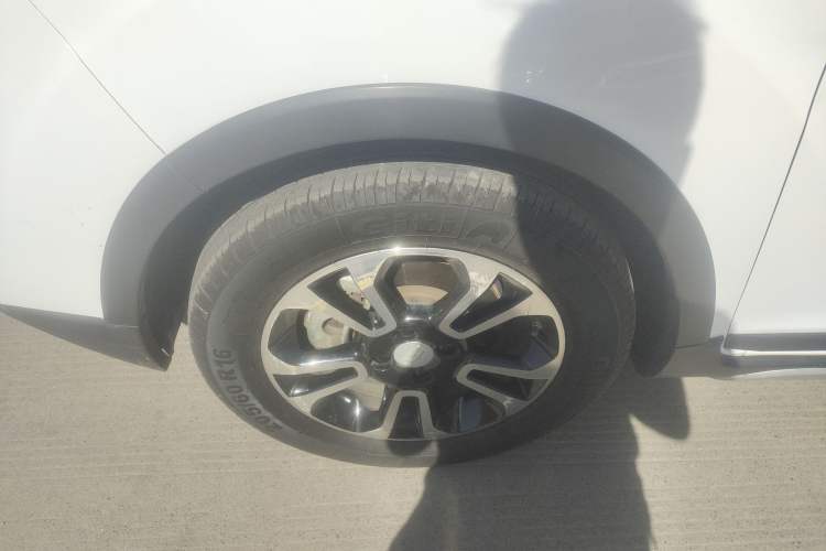 Used Geely Auto Vision X3 2017 1.5L Automatic Elite Model
