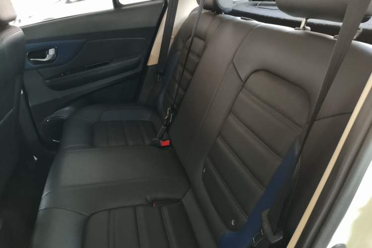 Used Haval H1 2016 Blue Label 1.5L Manual Luxury Model
