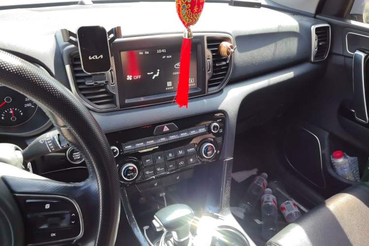 Used Kia KX5 2017 1.6T Automatic Two-Wheel Drive 15th Anniversary Special Edition DLX