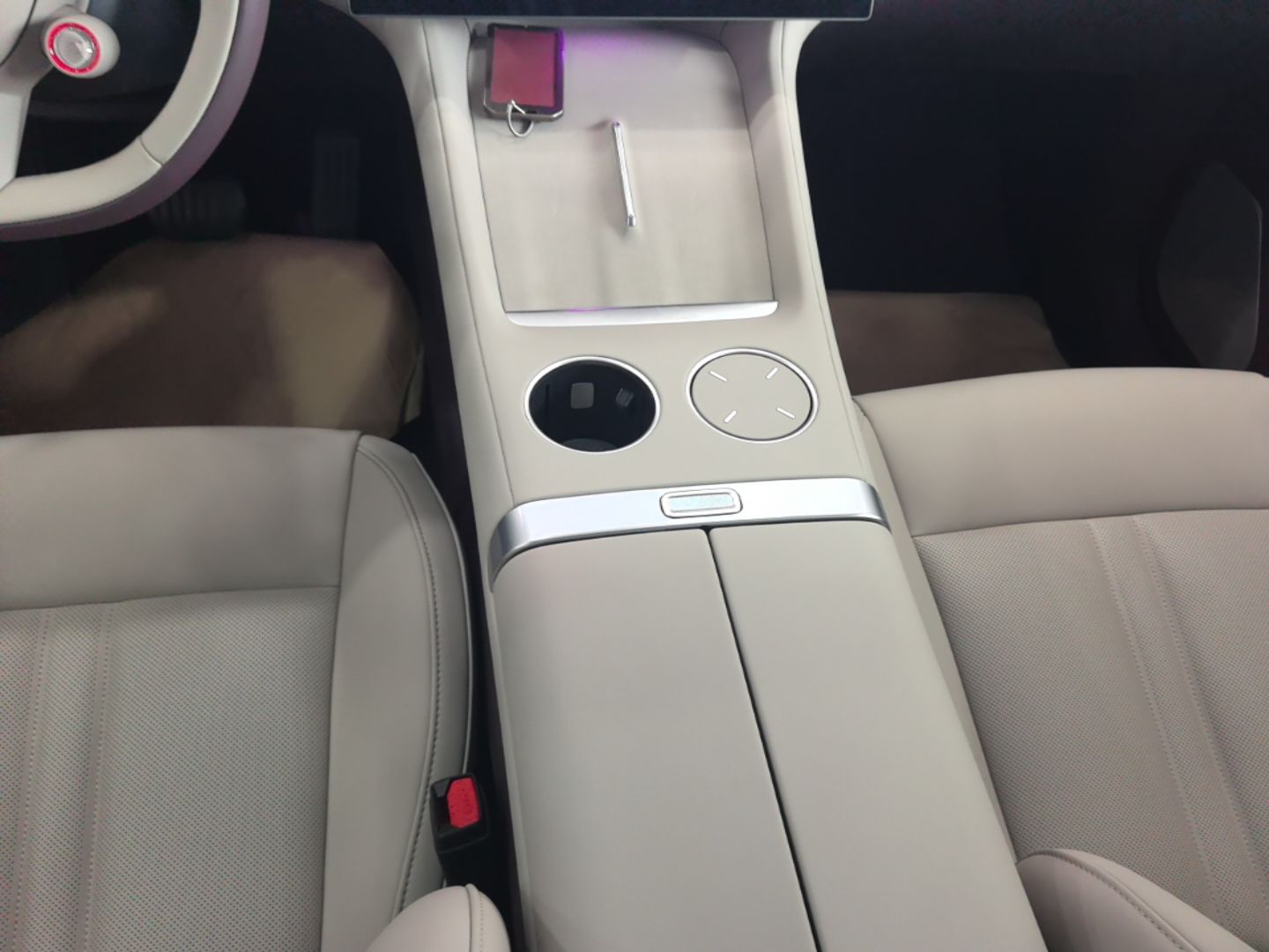 Xiaomi Auto YU7 2025 Ultra-Long Range High-Performance All-Wheel-Drive Max Edition — снимка 16