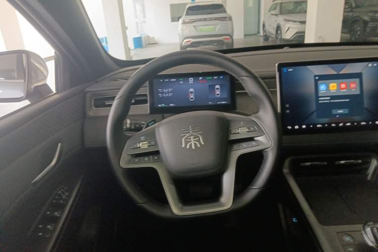 Used BYD Qin PLUS 2025 EV Smart Drive Edition 510KM Leading Model
