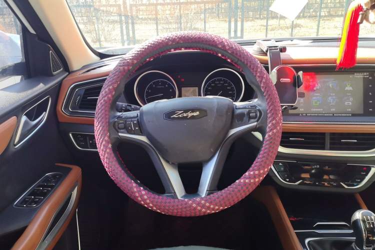 Used Zotye T300 2017 1.5L Manual Luxury Model
