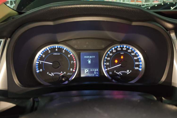 Used Toyota Highlander 2018 2.0T Two-Wheel Drive Elite Edition 5 Seats Emission Standard China V
