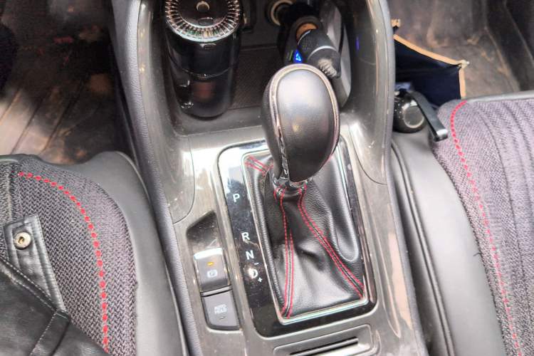 Used Changan CS75 2017 Shangkui Edition 1.5T Automatic Fengxiang Model