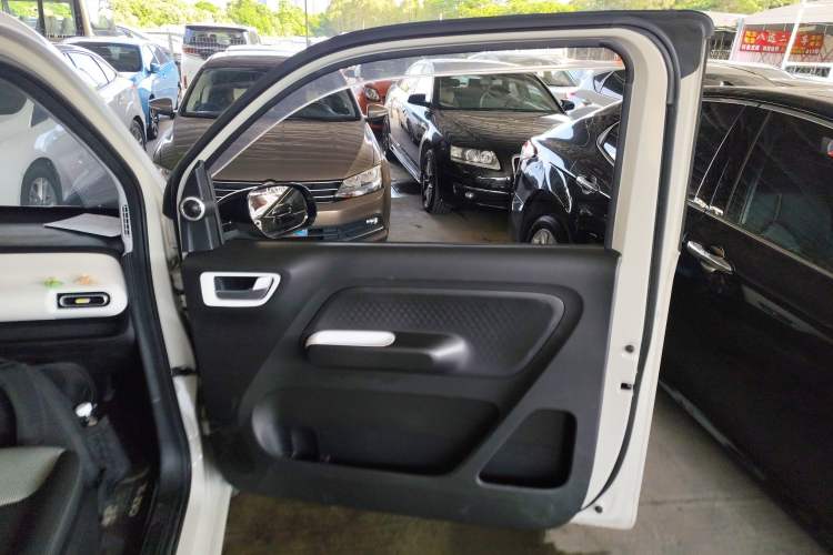 Used Wuling Hongguang MINIEV 2024 3rd Generation 215km Advanced Version