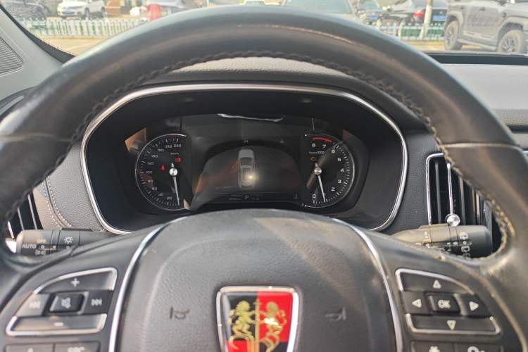 Used Roewe RX5 2016 30T Two-Wheel Drive Automatic Internet Smart Edition