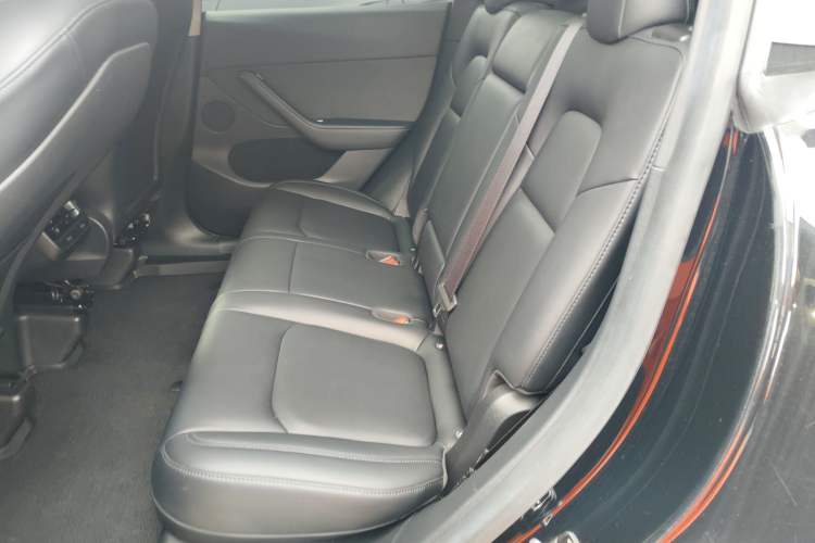 Used Tesla Model Y 2022 Rear-Wheel-Drive Version