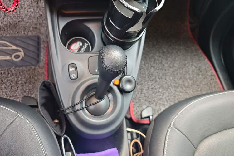 Used smart forfour 2016 0.9T 66 kW Pioneer Edition