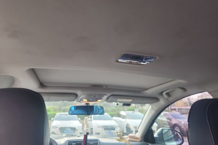 Used Haval H6 2017 Red-Label Sport Edition 1.5T Automatic Two-Wheel Drive Luxury Model Headliner