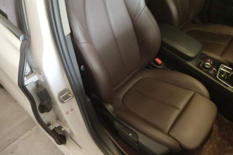Used BMW 1 Series 2020 125i Leading Model M Sport Package
