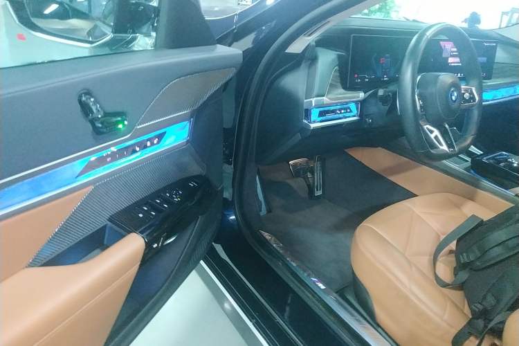 Used BMW i7 2023 eDrive50L Leading M Sport Package
