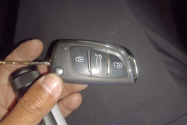 Used CHANGAN CS35 2014 1.6L Manual Luxury Model China IV Standard