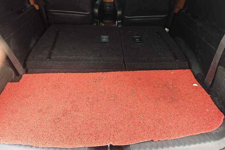 Used Wuling Hongguang S3 2018 1.5T Manual Luxury Model China V Standard Trunk