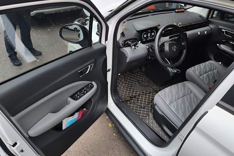 Used Leapmotor T03 2024 310 Comfort Edition Driver Seat