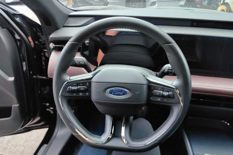 Used Ford Mondeo 2022 Facelifted EcoBoost 245 Ultimate Edition Steering Wheel