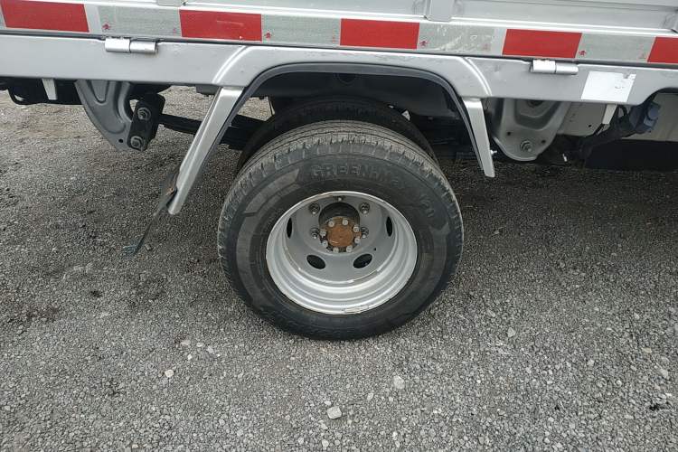 Used Wuling Rongguang New Truck 2021 1.8L Base Model Double-Cab with Dual Rear Wheels LJ479Q6