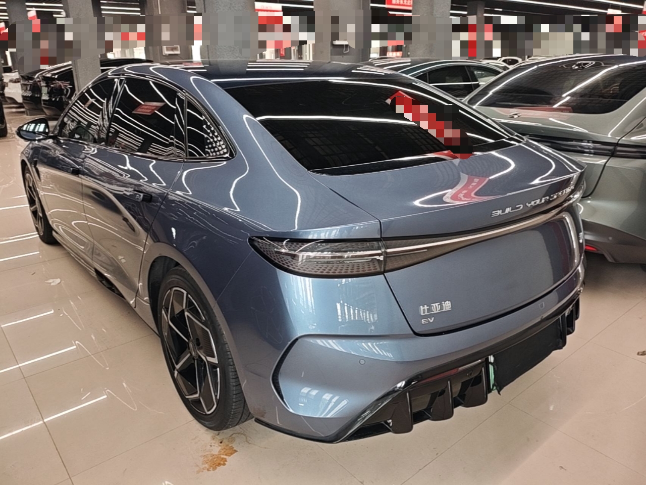 BYD Seal 2022 700 km Long-Range Rear-Wheel-Drive Version — снимка 4