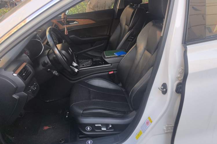 Used Hongqi H5 2018 30TD Smart Connect Enjoy Edition