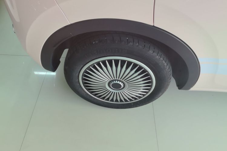 Used Wuling Bingo 2023 410 km Lingxi Deluxe Edition
