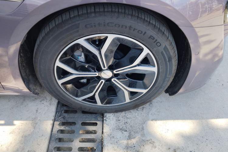 Used Hima Luxeed S7 2025 855 km Max