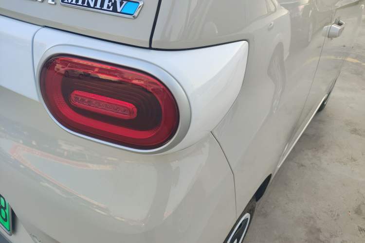 Used Wuling Hongguang MINIEV 2024 3rd Generation 215km Youth Edition
