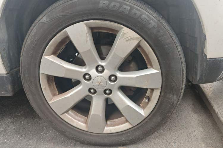 Used Mitsubishi Outlander 2010 Kinhui 2.4 Fashion Edition