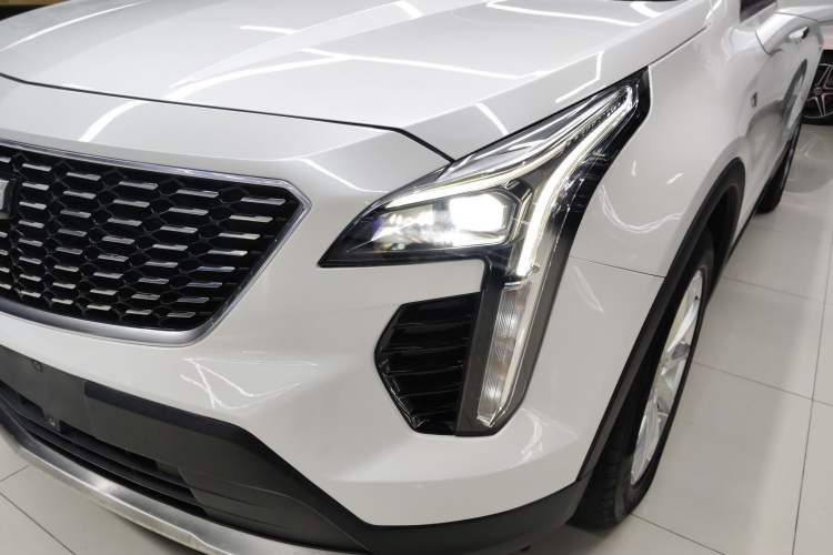 Used Cadillac XT4 2022 28T Two-Wheel Drive Fashion Edition Left Front Headlight