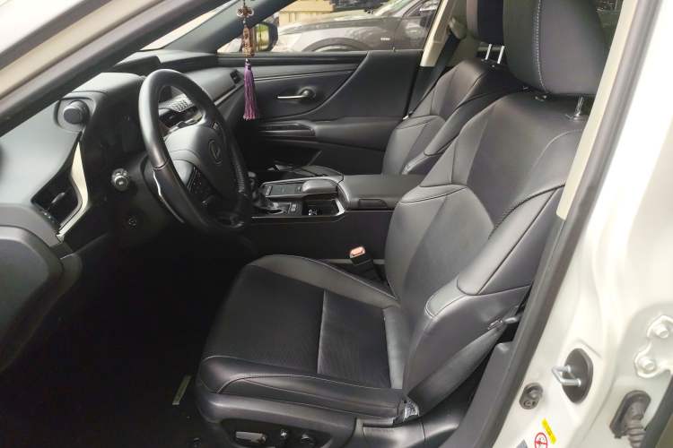 Used Lexus ES 2018 300h Premier Edition China V Standard Left Front Seat