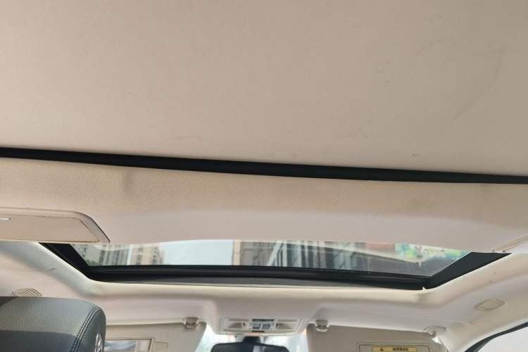 Used Jaguar XJ 2014 XJL 2.0T Two-Wheel-Drive Elegant Business Edition Headliner