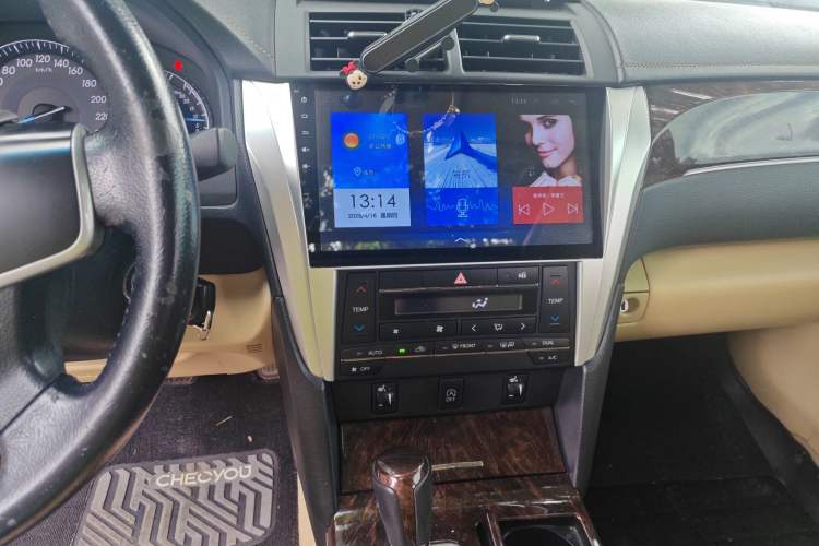 Used Toyota Camry 2015 2.0G Premier Edition Audio And AC Panel