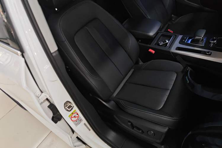 Used Audi Q5L 2020 Updated 40 TFSI Prestige Fashion Edition
