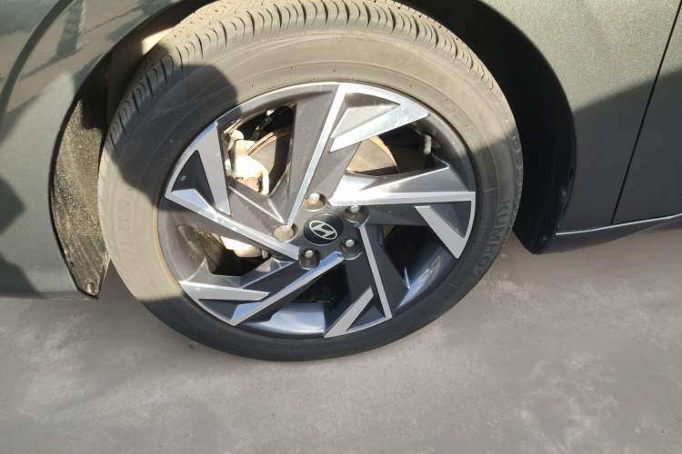 Used Hyundai Elantra 2023 1.5L CVT GLX Elite Edition Exterior 4