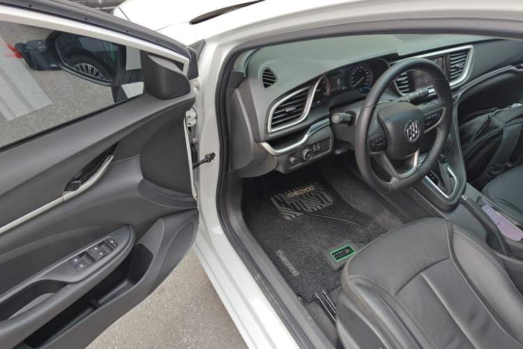 Used Buick GT 2019 18T Automatic Connected Elite Model China V Standard Driver Seat