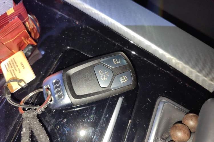 Used Audi A5 2023 Coupe 40 TFSI Fashionable and Dynamic Model Vehicle Key