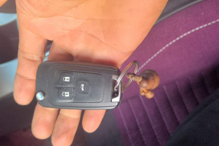 Used Chevrolet Cruze 2013 1.6L SL Sunroof Edition MT
