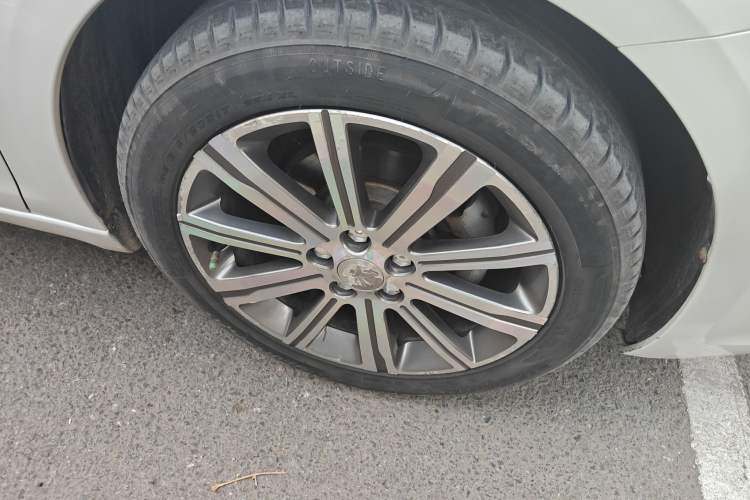 Used Peugeot 408 2015 1.2T Automatic Luxury Edition
