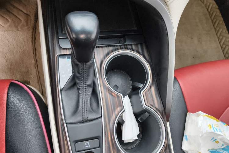 Used Toyota Camry 2019 2.0G Luxury Edition China VI Standard