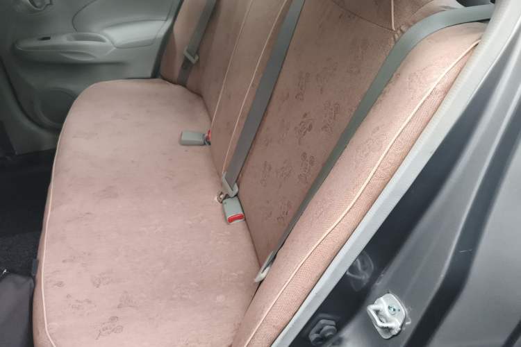 Used Nissan Sunny 2015 1.5XE Manual Comfort Edition Left Rear Seat