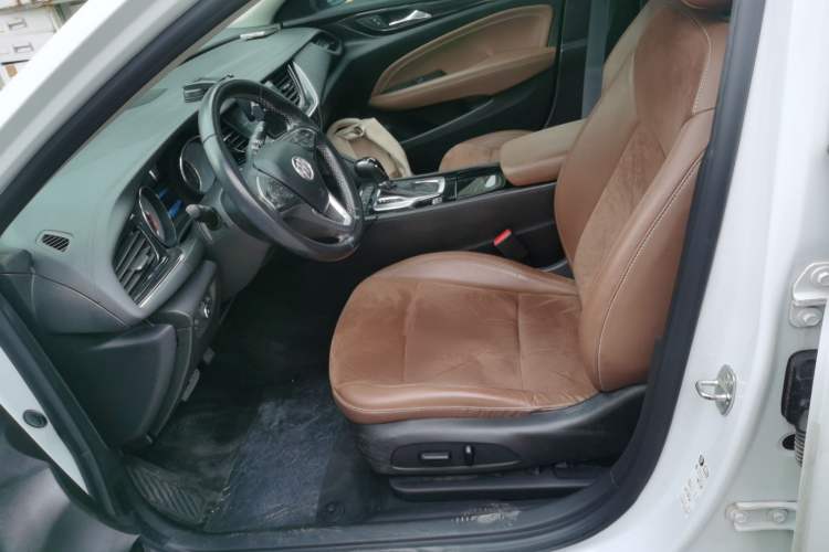 Used Buick Regal 2019 Revised 20T Luxury Version China VI Standard Left Front Seat