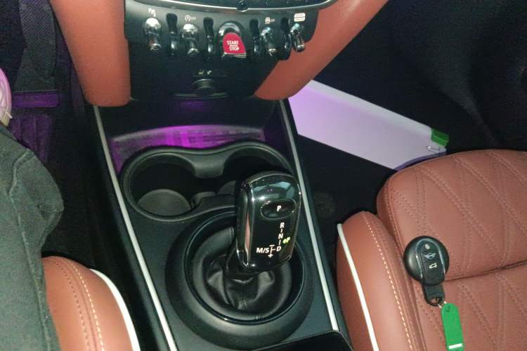 Used MINI Countryman 2022 2.0T COOPER S ALL4 Gear Lever