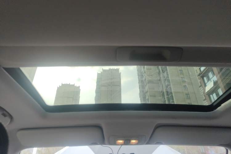 Used Brilliance V3 2016 1.5L Manual Comfort Model Headliner