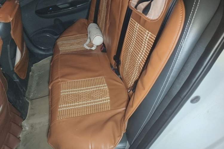 Used BYD Surui 2014 1.5TID Automatic Luxury Model
