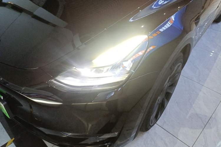 Used Tesla Model Y 2021 Standard Range Rear-Wheel Drive Version Left Front Headlight