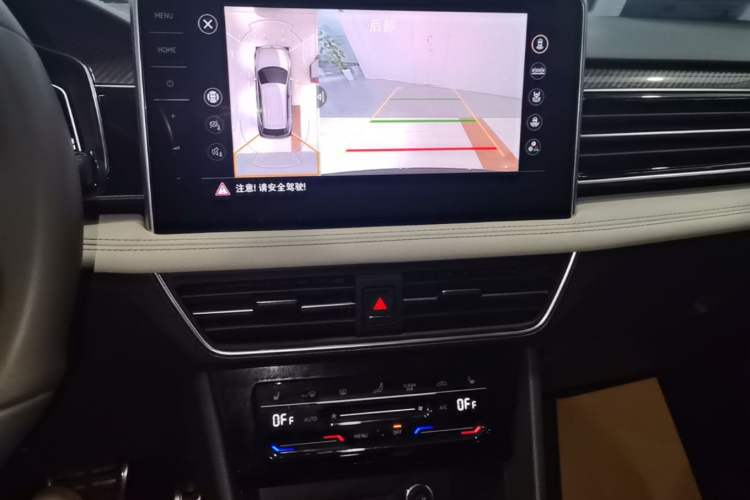 Used Volkswagen Tiguan L 2024 Outstanding Model 330TSI Automatic Two-Wheel Drive R-Line Dragon Glory Edition