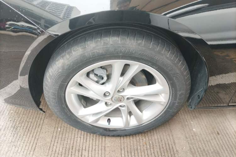 Used Buick Regal 2024 25T Deluxe Edition