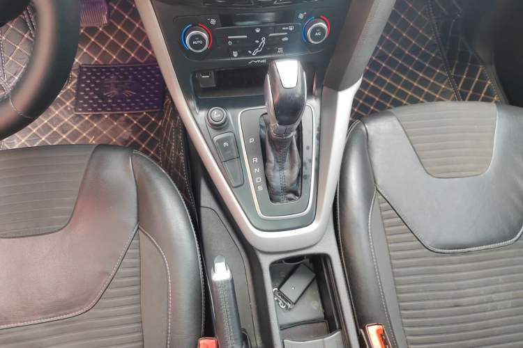 Used Ford Focus 2015 Hatchback EcoBoost 180 Automatic Sport Model