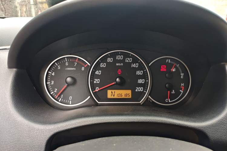 Used Suzuki Swift 2013 1.5L Automatic Standard Edition