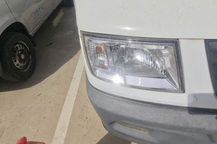 Used Iveco Daily  Right Front Headlight