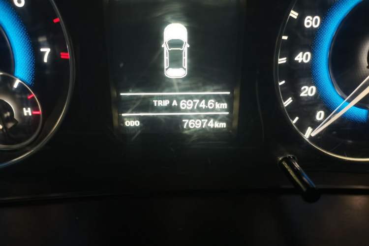 Used Dongfeng Fengon S560 2018 1.8L Manual Luxury 5-Seater China V Standard