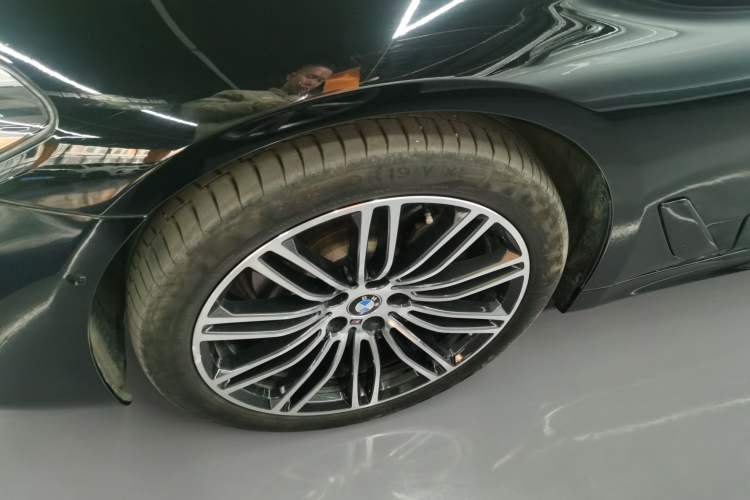 Used BMW 5 Series 2019 525Li M Sport Package
